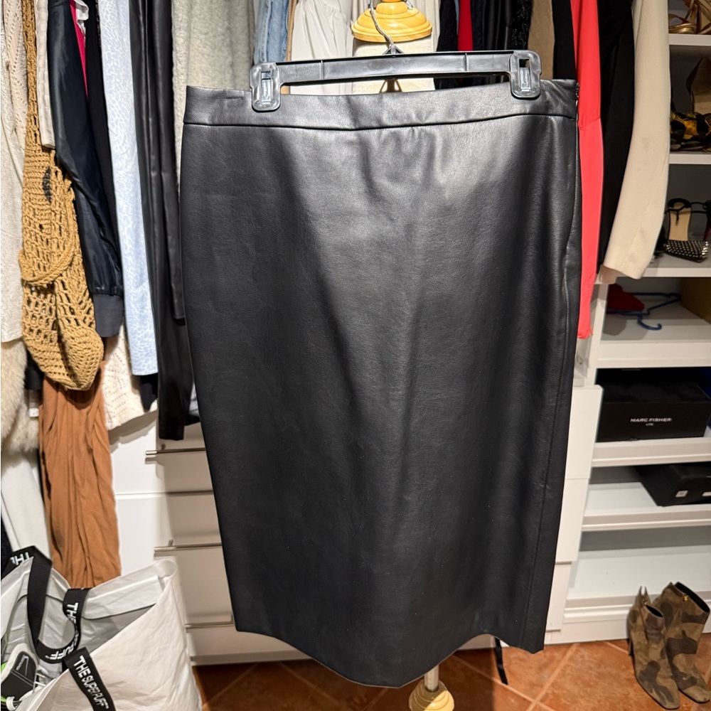 Zara Black faux leather Pencil Skirt